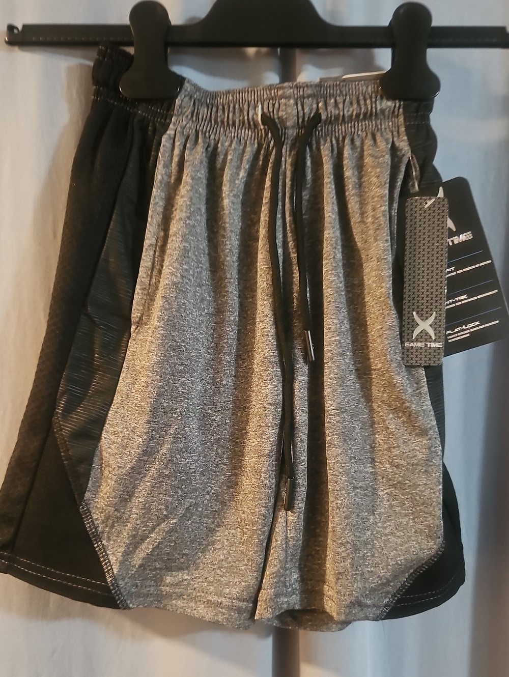 GAME TIME BOYS BASKETBALL SHORTS: BLACK/GRAY: NEW WITH TAGS: SIZE 6